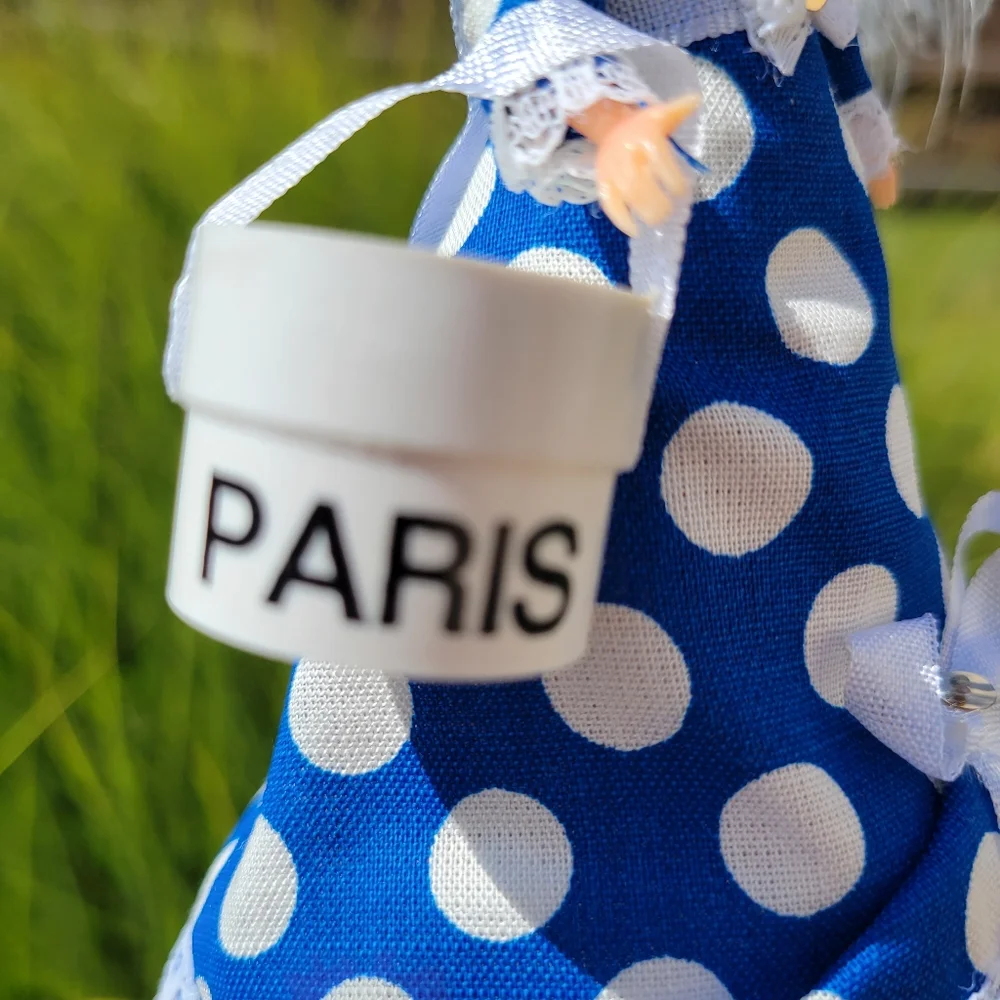 Vintage Paris Souvenir Doll ~ Mid-Century ~ Sweetly Chic!